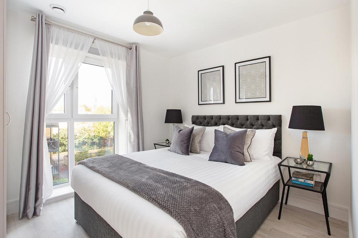 Deanery Court Vittrum Suites Southampton Extérieur photo