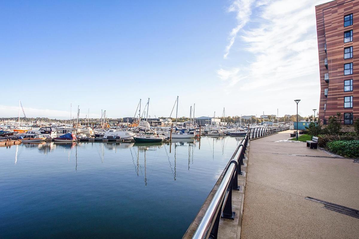 Deanery Court Vittrum Suites Southampton Extérieur photo