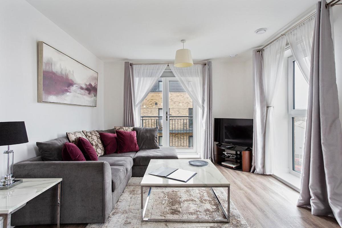 Deanery Court Vittrum Suites Southampton Extérieur photo