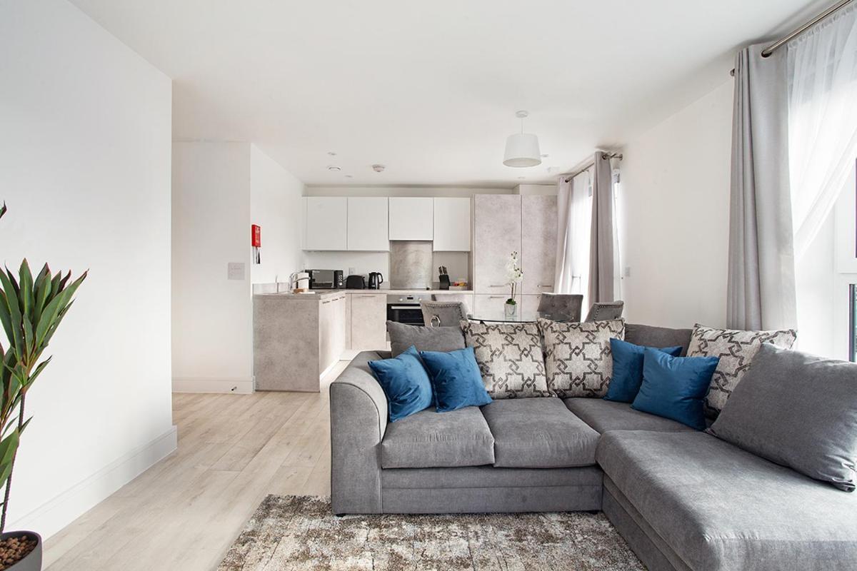Deanery Court Vittrum Suites Southampton Chambre photo