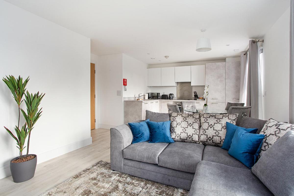 Deanery Court Vittrum Suites Southampton Extérieur photo