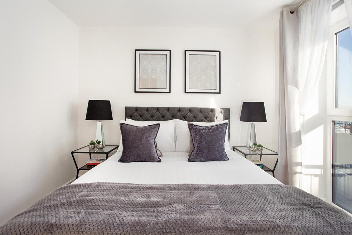 Deanery Court Vittrum Suites Southampton Chambre photo